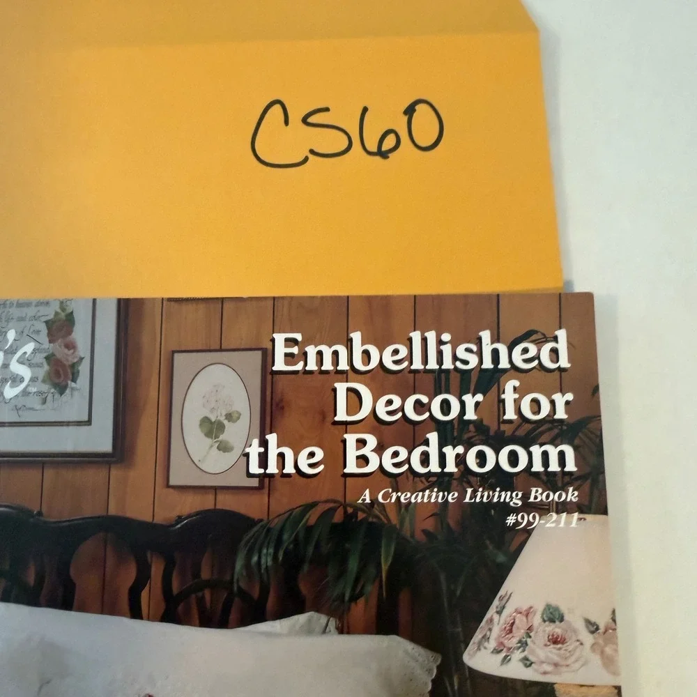 Aleene's Embellished Decor for the Bedroom Creative Living Book #99-211 Vintage‎